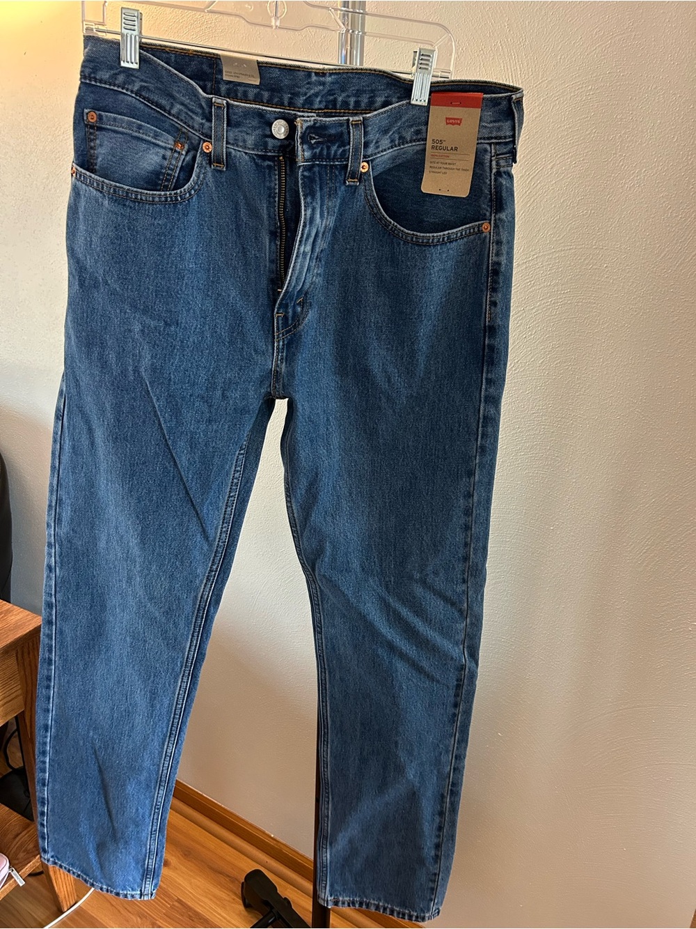 Levi's Straight Men's Jeans in Dark Blue Wash